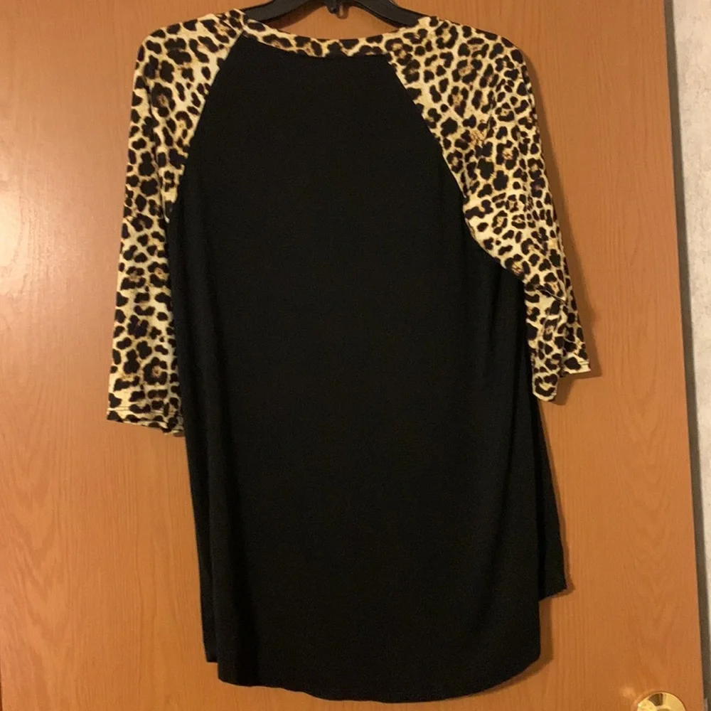 Blouse - Picture 4 of 4